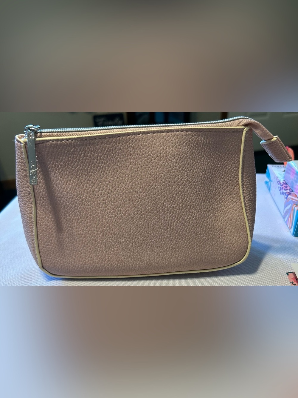 Lancôme Blush Pink Pebble-Texture Makeup Bag Bundle - Picture 3 of 5